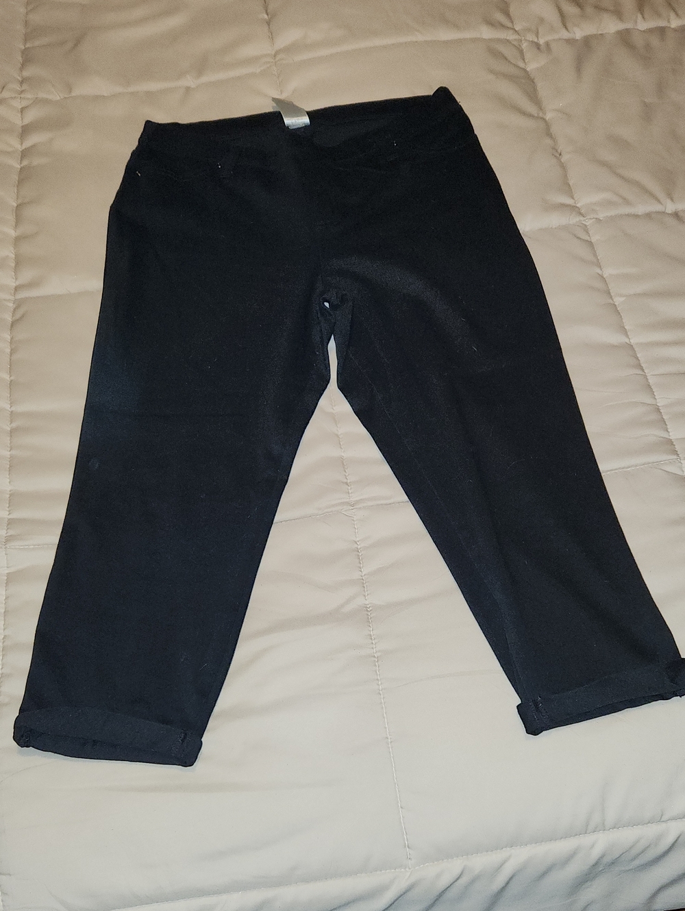 Womens Black Stretch Capri Pants